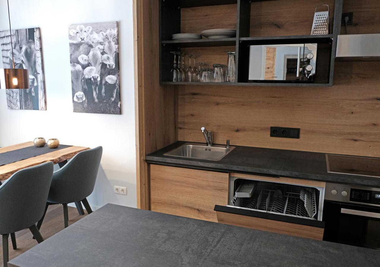 Bayerischer Hof Hotel 4*